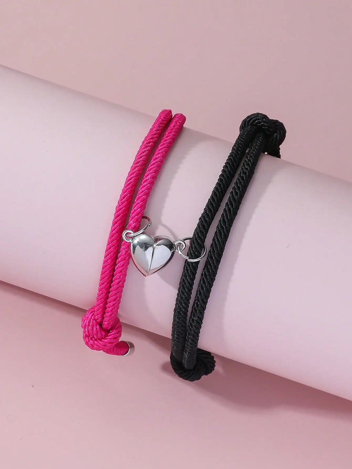 Hand Rope Love Magnetic